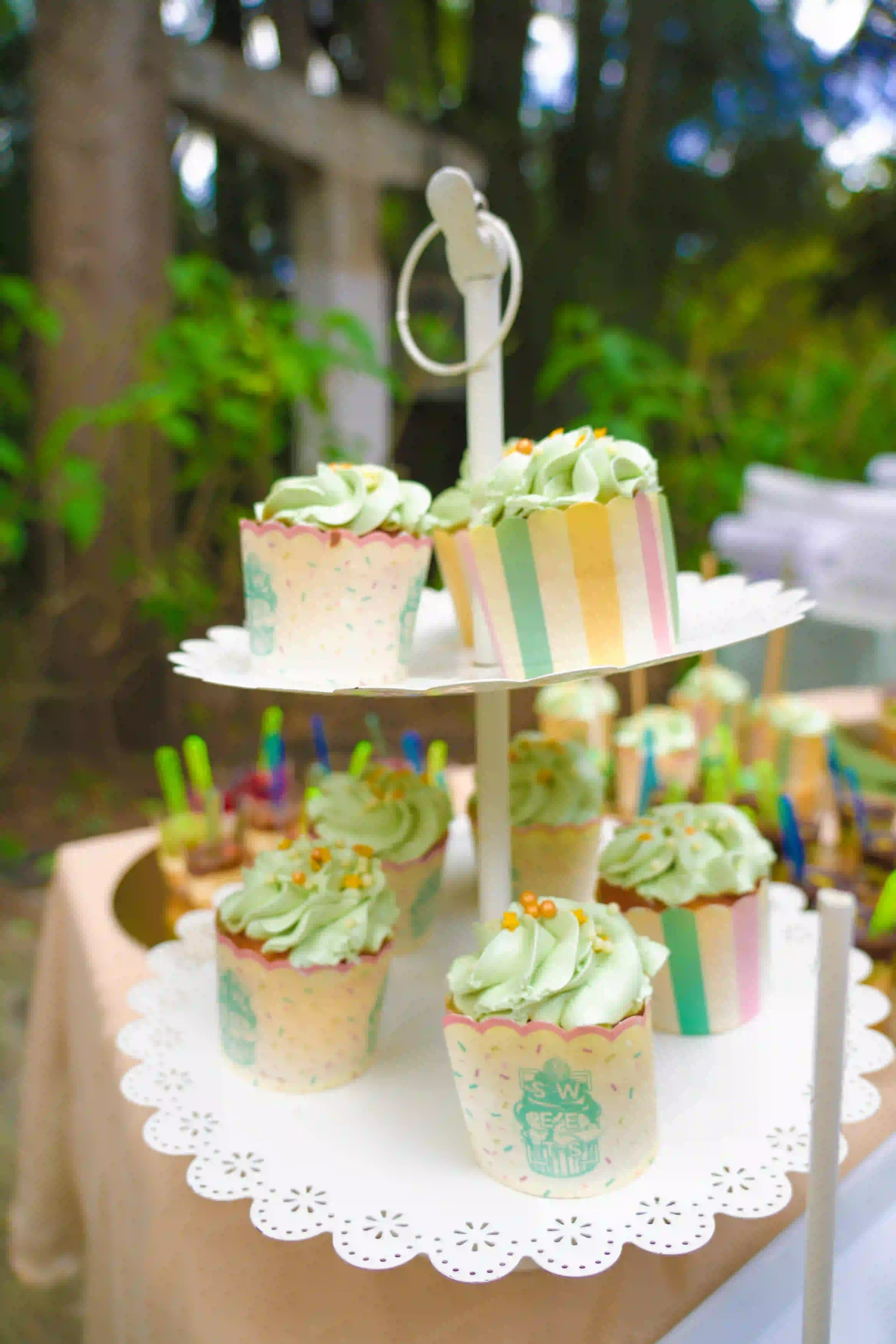 Προσφορές Junior Catering – καρότσι παγωτού και ροφήματα